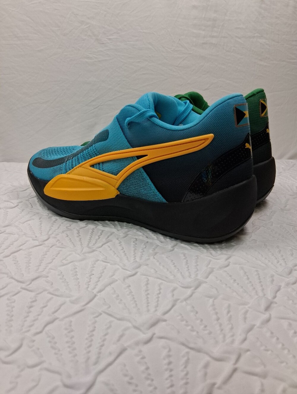 Puma Mens  Lightweight Slip-On Sneakers in Green & Blue - Picture 6 of 16